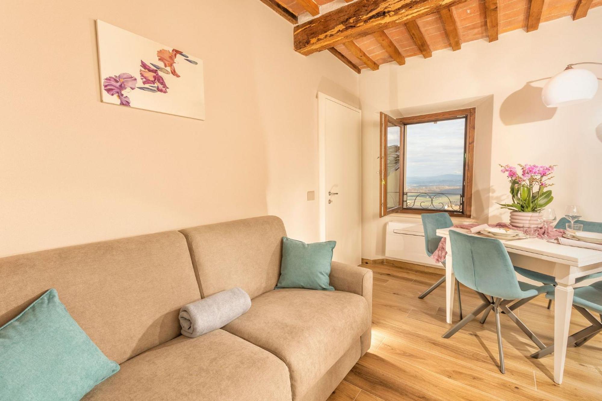 Palazzo Falcinelli Luxury Room In Montepulciano Center With Air Conditioning And Elevator Екстер'єр фото