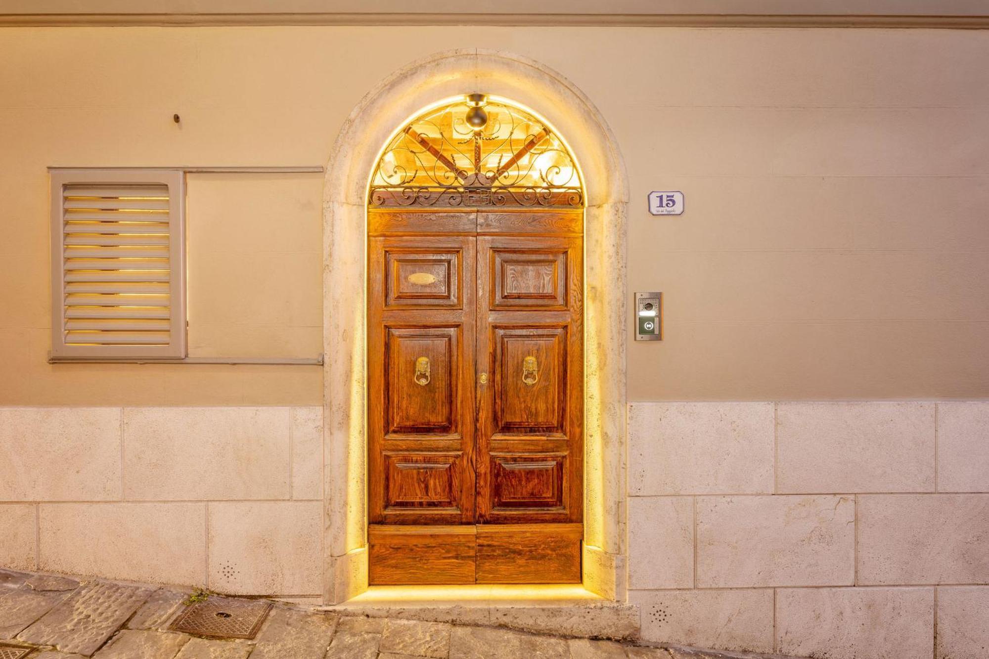 Palazzo Falcinelli Luxury Room In Montepulciano Center With Air Conditioning And Elevator Екстер'єр фото