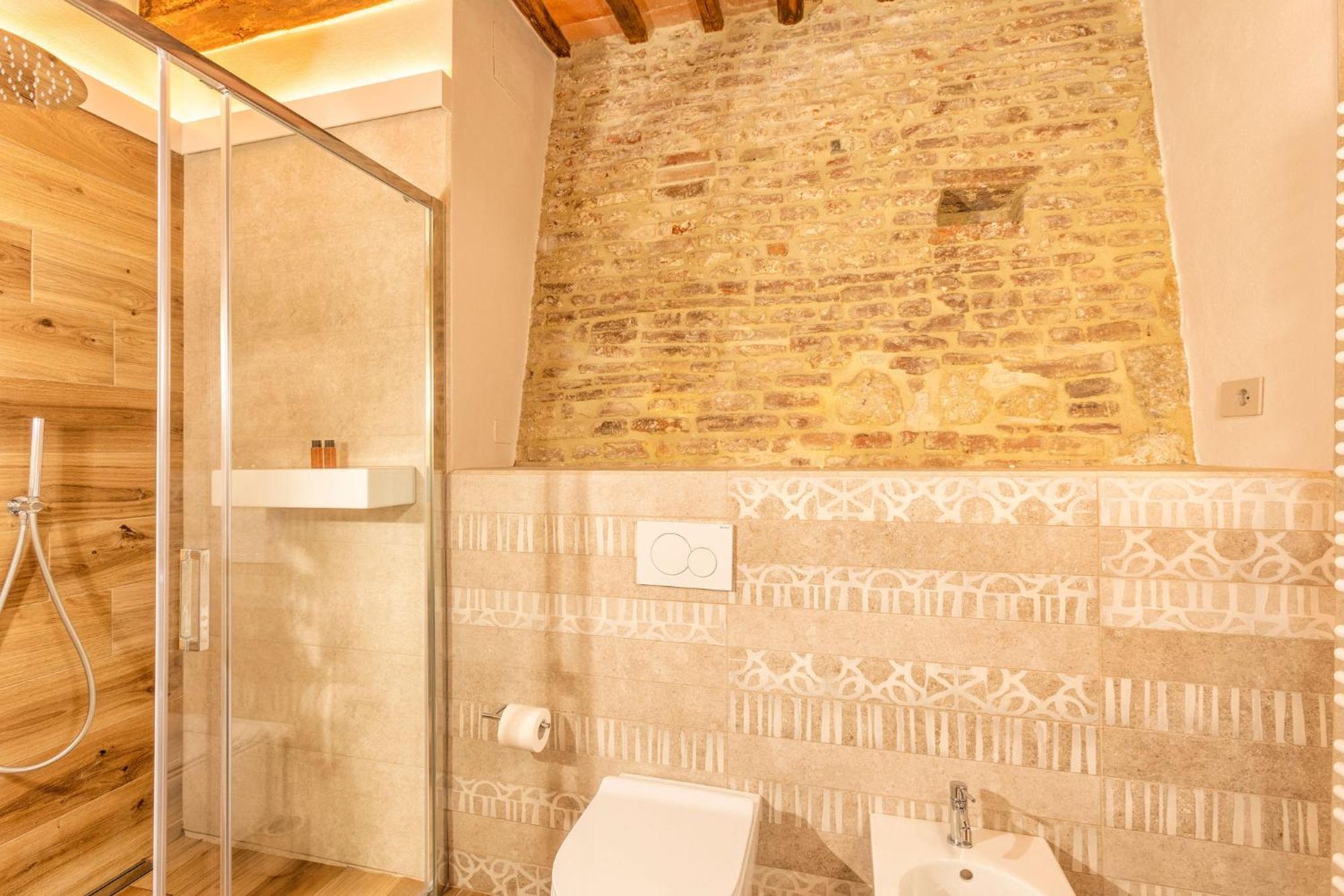 Palazzo Falcinelli Luxury Room In Montepulciano Center With Air Conditioning And Elevator Екстер'єр фото
