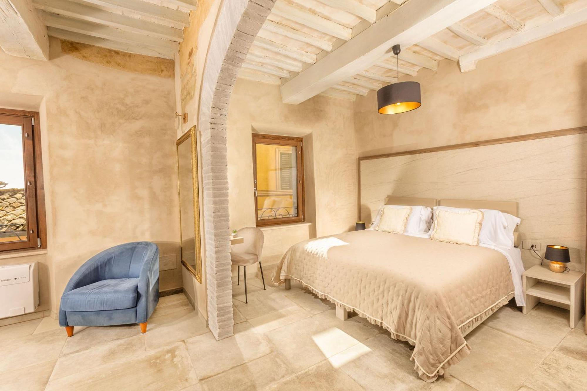 Palazzo Falcinelli Luxury Room In Montepulciano Center With Air Conditioning And Elevator Екстер'єр фото