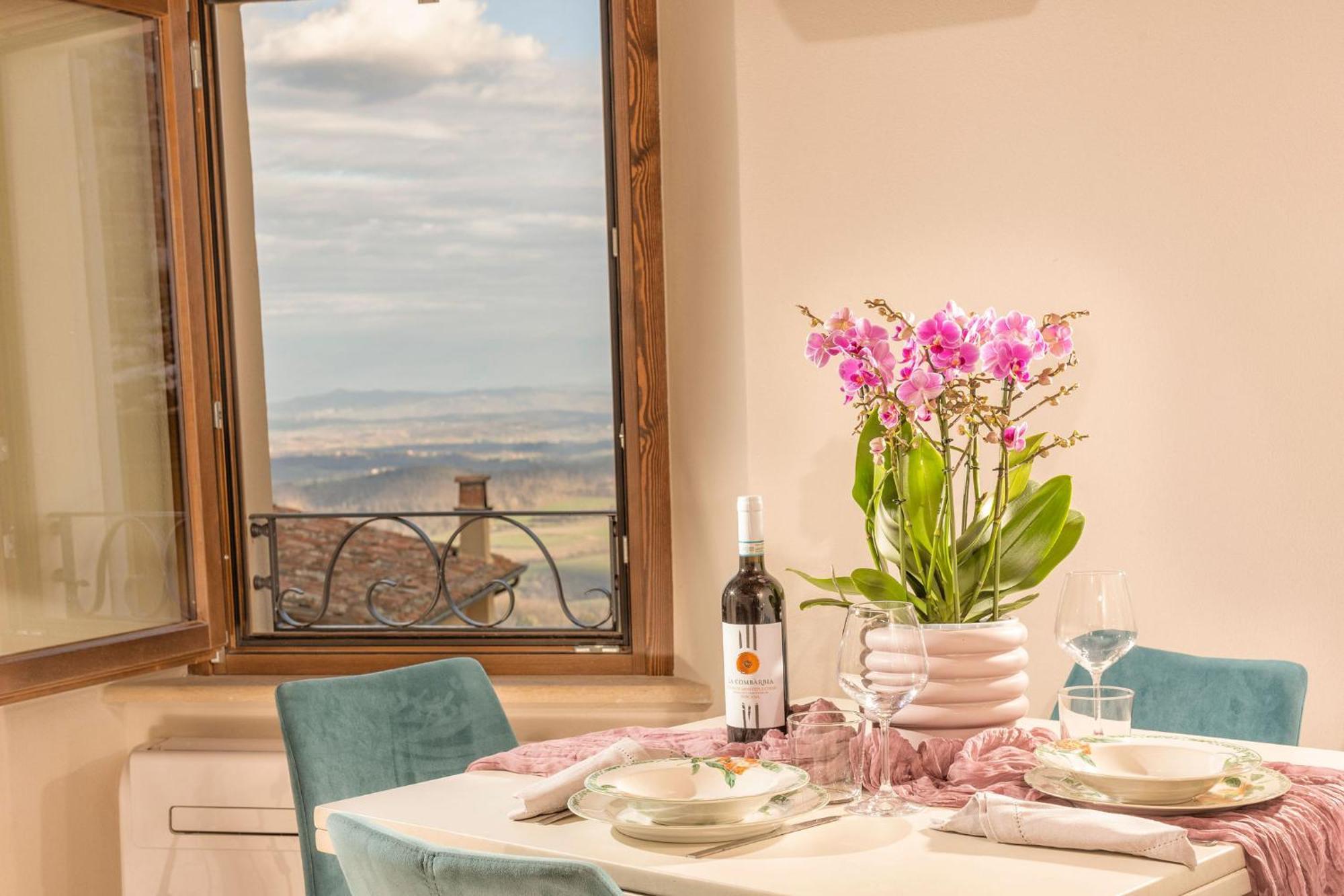 Palazzo Falcinelli Luxury Room In Montepulciano Center With Air Conditioning And Elevator Екстер'єр фото