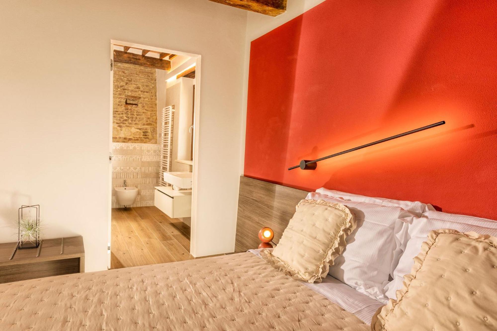 Palazzo Falcinelli Luxury Room In Montepulciano Center With Air Conditioning And Elevator Екстер'єр фото